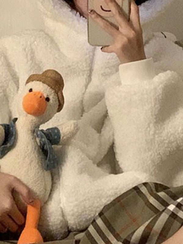 Witte fleecejas met rits, oorkap en rits