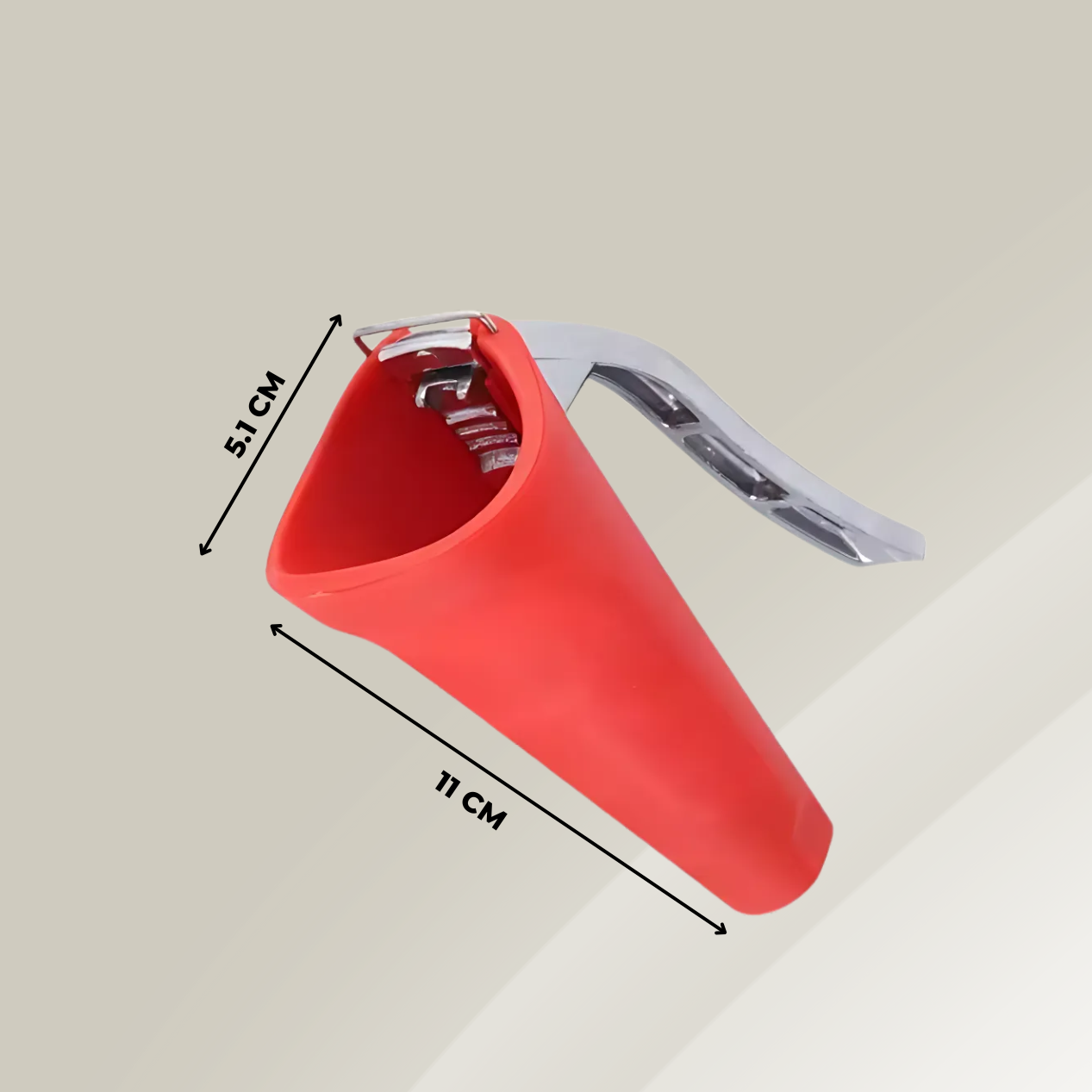 Nut Cracker – Effortlessly Cracks Every Nut