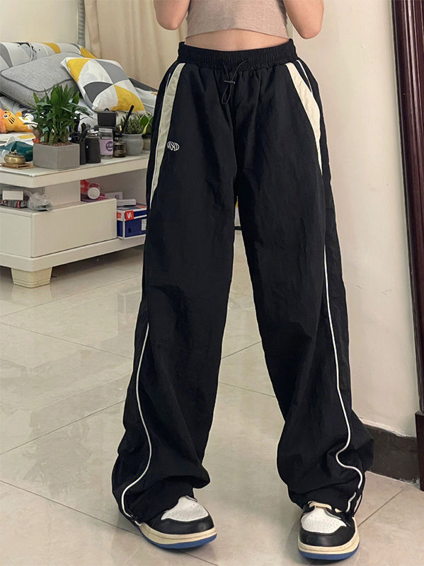 Pantalon de survêtement Baggy Oldschool noir avec passepoil contrasté