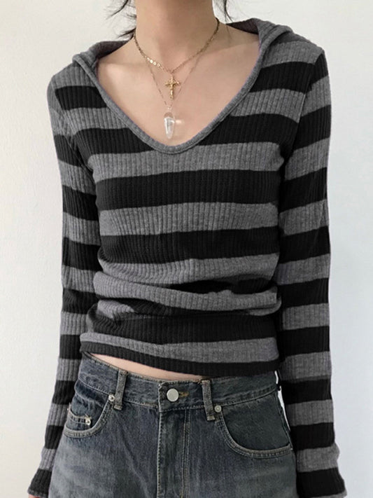 T-shirt noir vintage slim fit polyvalent à col en V et manches longues