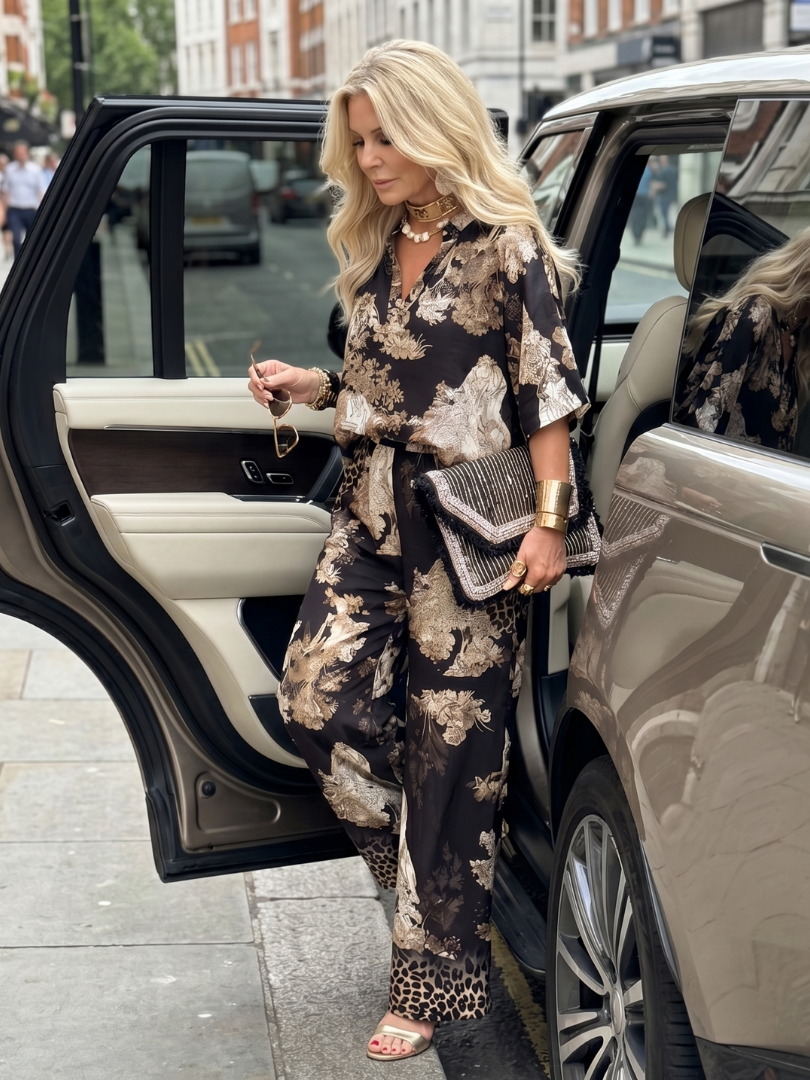 Women's V-Neck Tunic Blouse and Wide-Leg Pants Set | 2-Piece