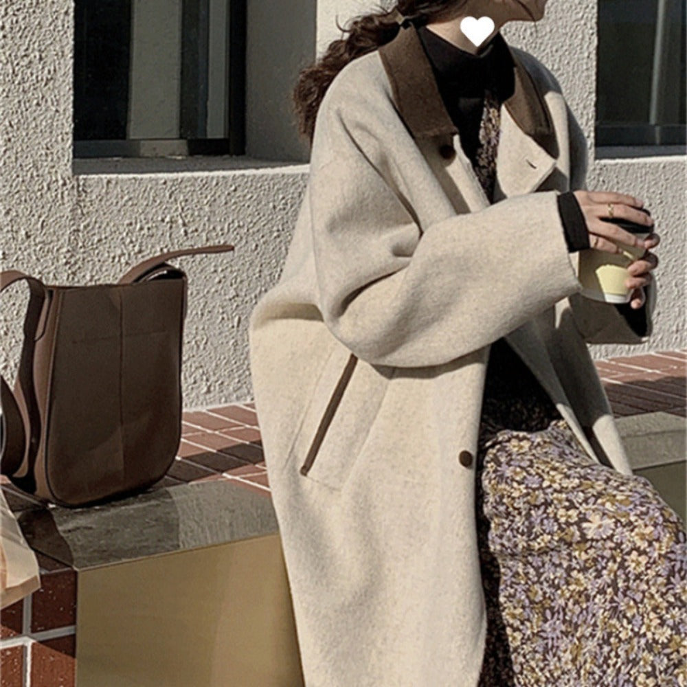 Manteau long en laine mélangée beige à col marron pour femme - Ambra 