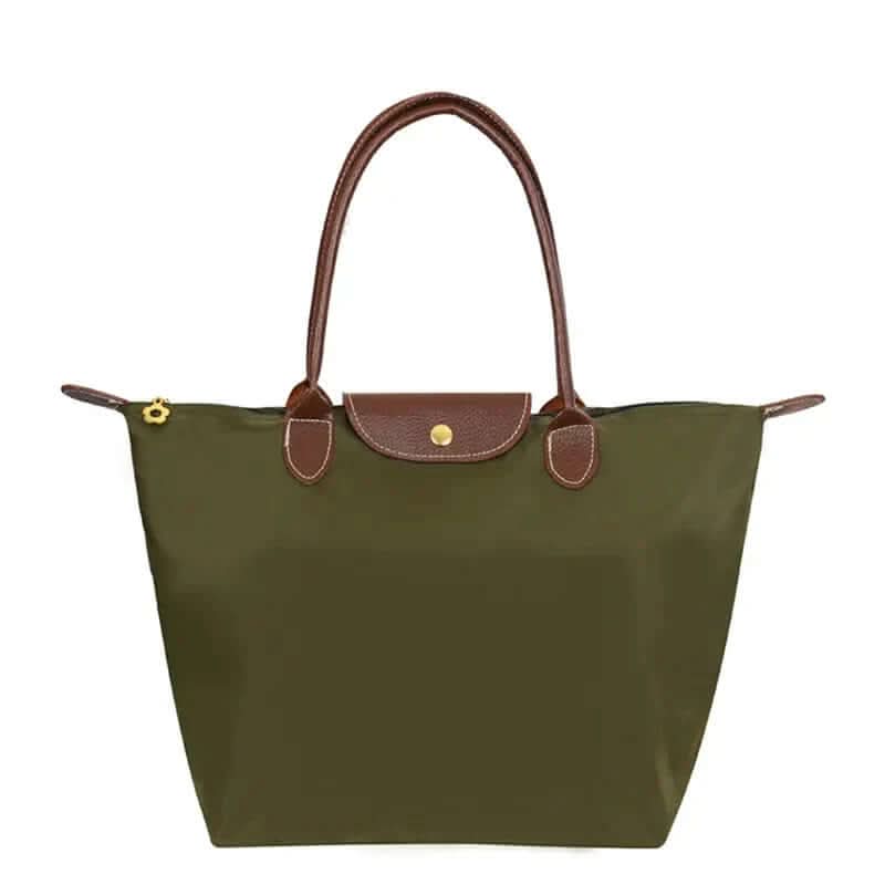 Chic and Roomy Handbag for the Contemporary Everyday