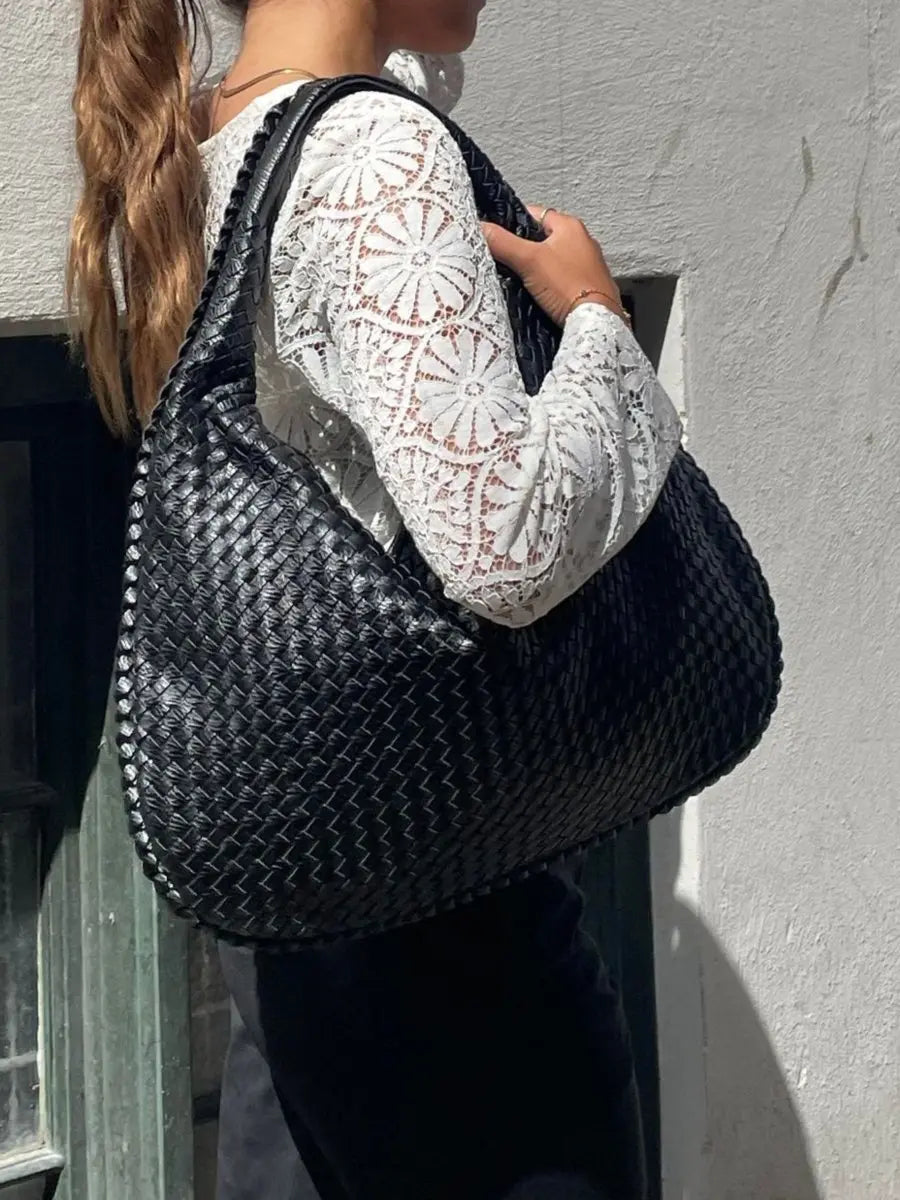 Multi-Purpose Woven Leather Hobo Bag – Lightweight and Ideal for Daily Use