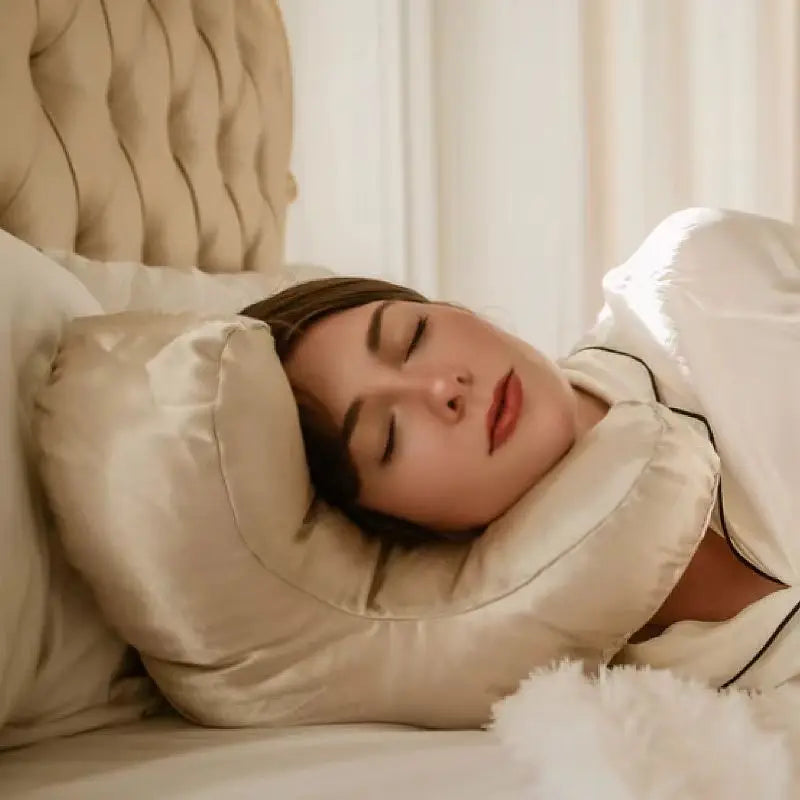 Ergonomic Anti-Wrinkle Silk and Cotton Pillow – Ideal Support for Restorative Sleep