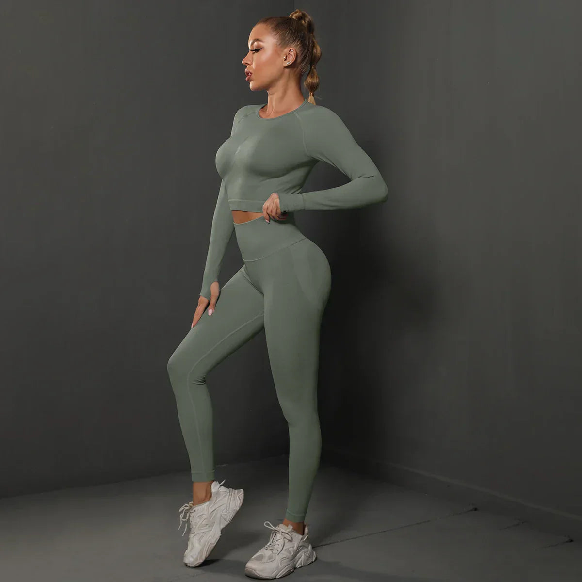 Women's Sporty Jogging Suit | Two-Piece Set