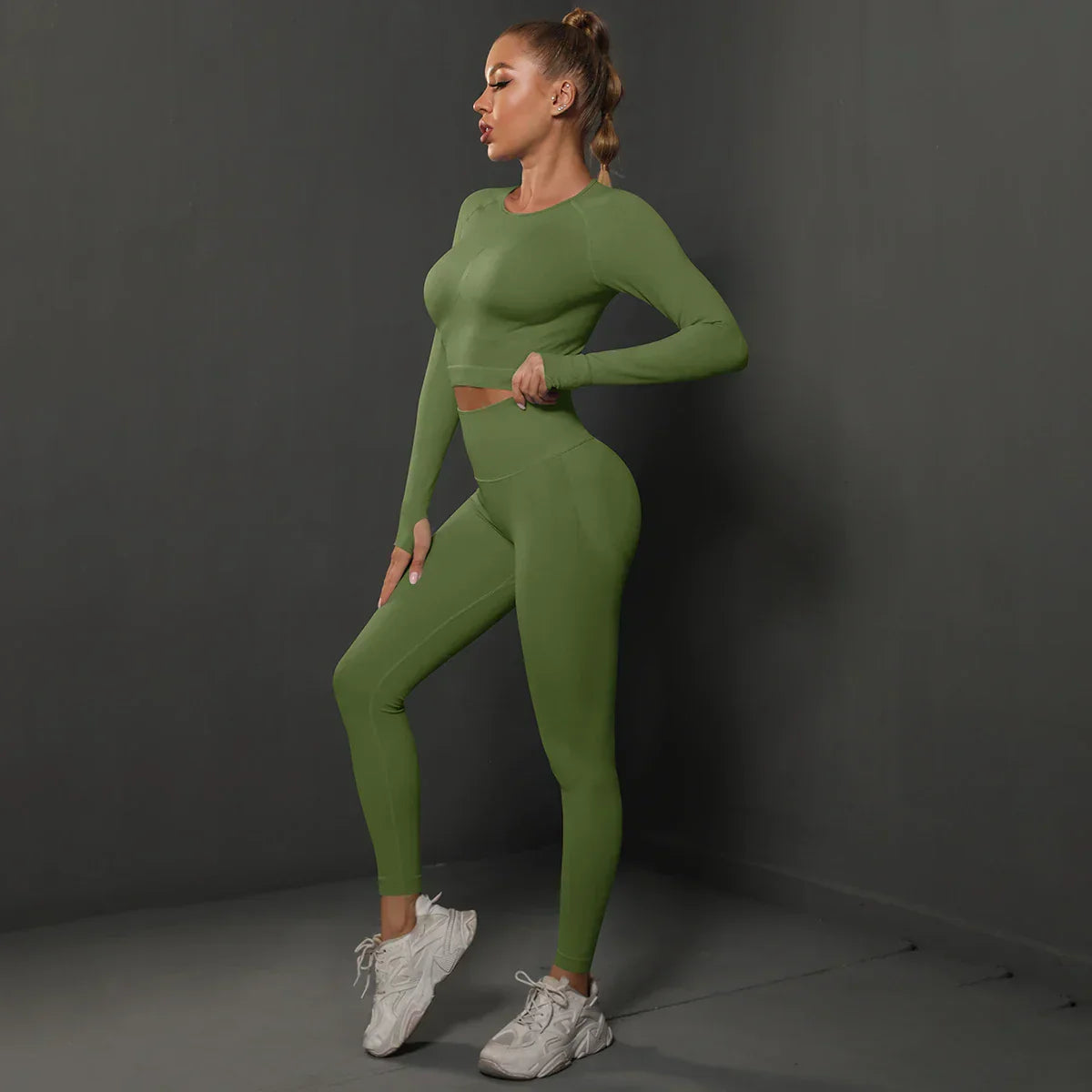 Women's Sporty Jogging Suit | Two-Piece Set
