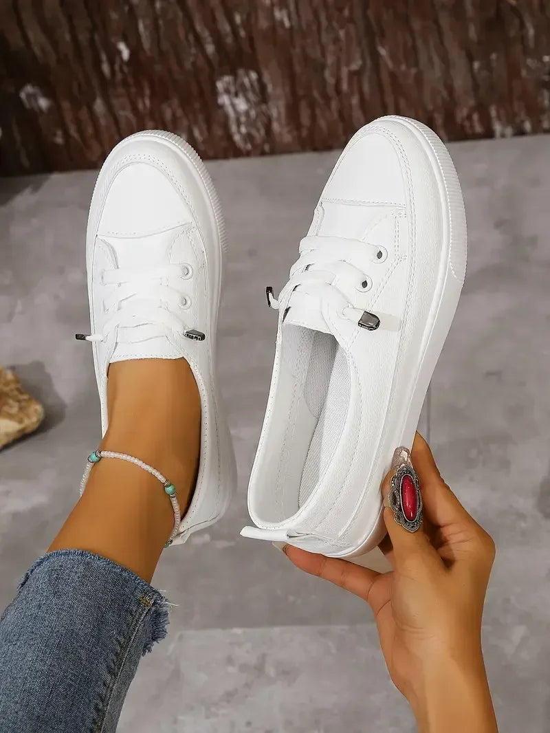 Women's Flat Lace-Up Shoes | White