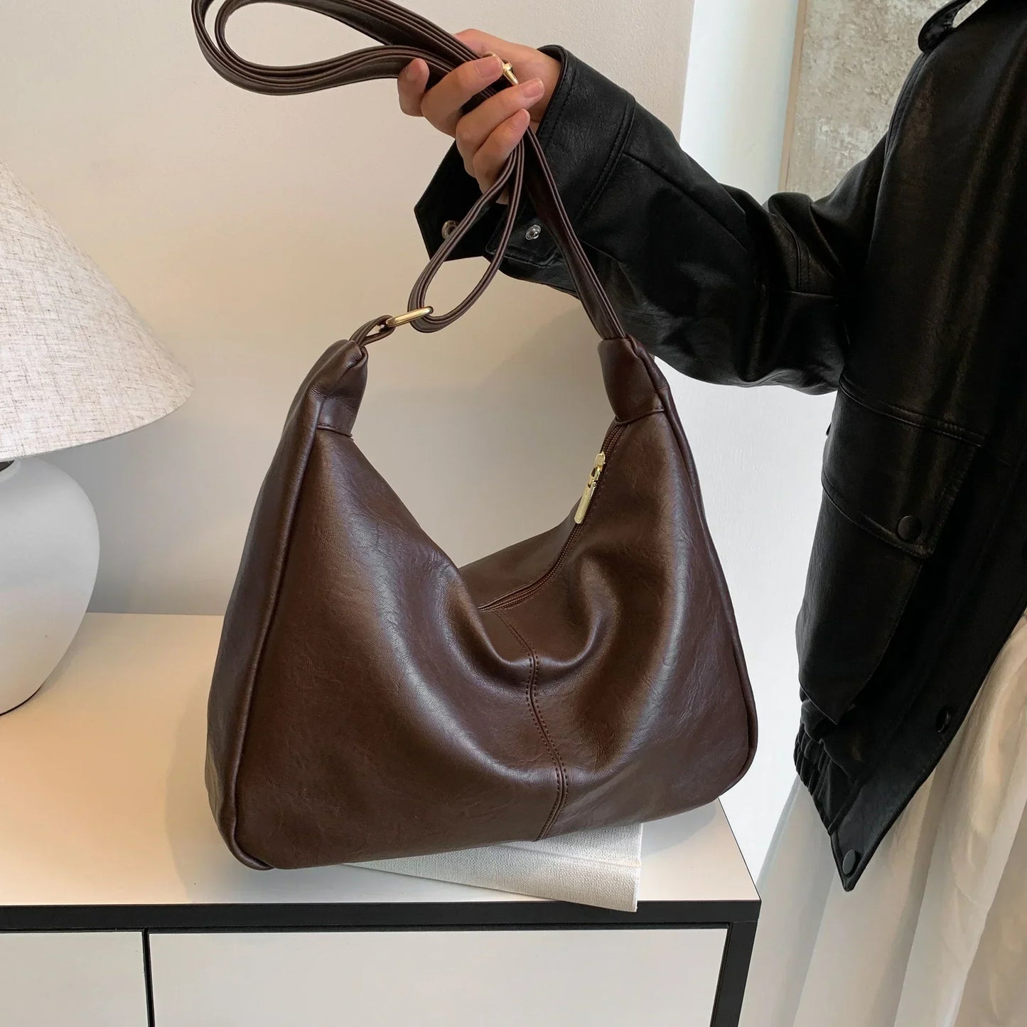 Women's Hobo Style Handbag | Casual