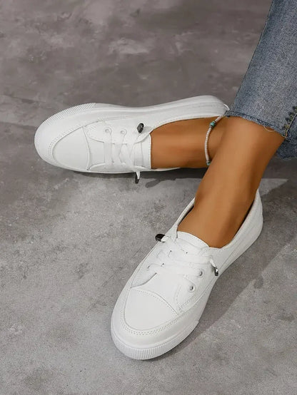 Women's Flat Lace-Up Shoes | White
