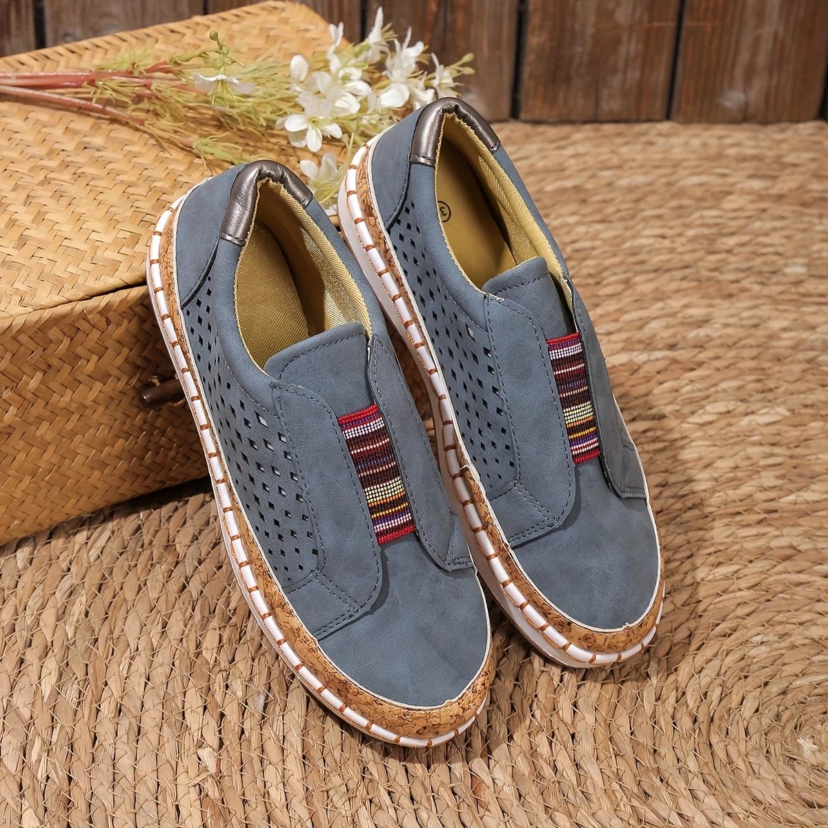 Women's Low-Top Casual Shoes | Slip-On
