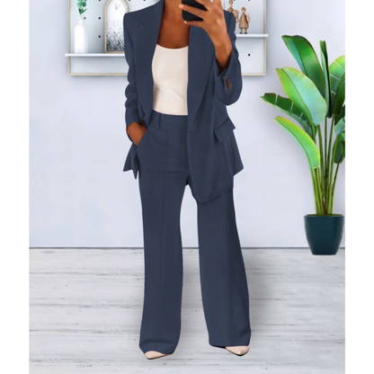 Women's Business Casual Two-Piece Pantsuit | Relaxed Fit