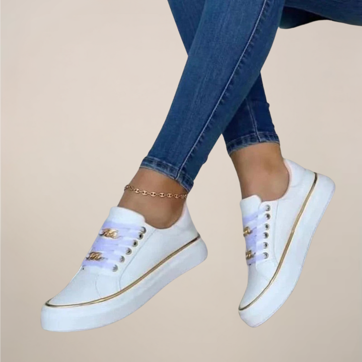 Women’s Casual Low-Top Trainers | Lace-Up