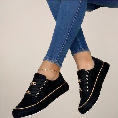 Women’s Casual Low-Top Trainers | Lace-Up