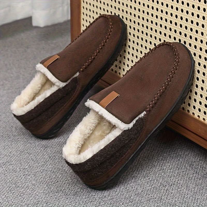 Warm Men's Loafers Crafted from Synthetic Wool