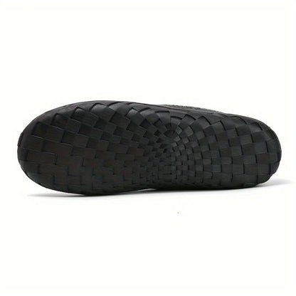 Warm Men's Loafers Crafted from Synthetic Wool