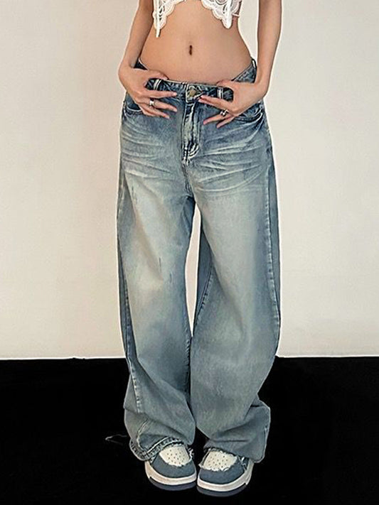 Vintage Washed Loose Boyfriend Jeans with Mopping Detail