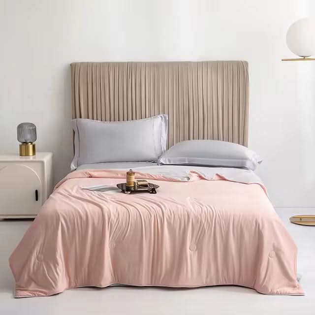 Lightweight Cooling Blanket