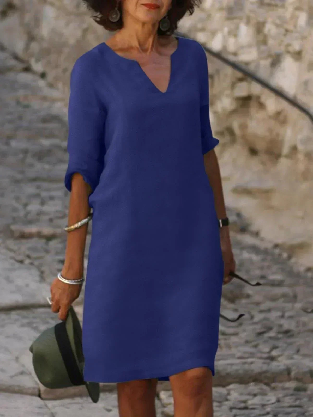 Women's Relaxed Fit V-Neck Shift Dress | Midi
