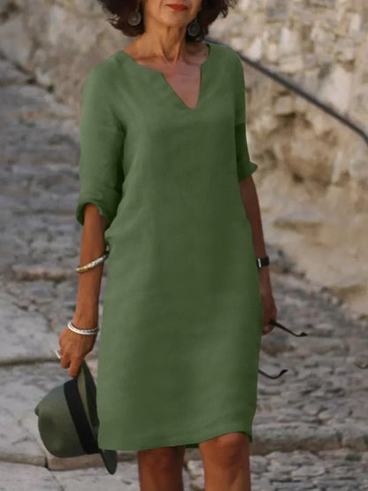 Women's Relaxed Fit V-Neck Shift Dress | Midi