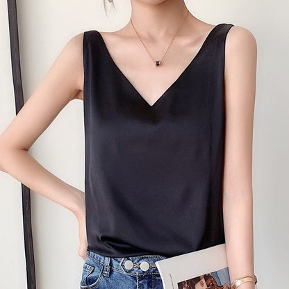 Women's Sleeveless Tank Top | V-Neck