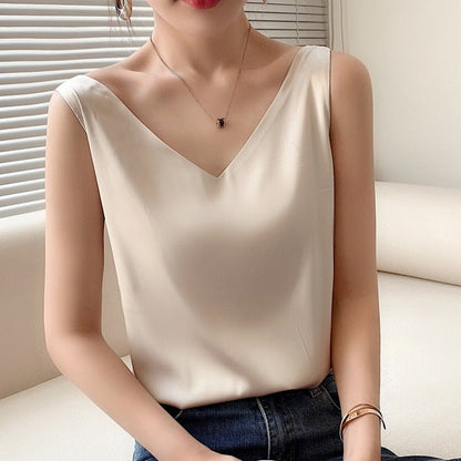 Women's Sleeveless Tank Top | V-Neck