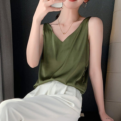 Women's Sleeveless Tank Top | V-Neck