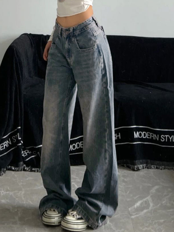 Vintage Distressed Boyfriend Jeans with Washed Effect
