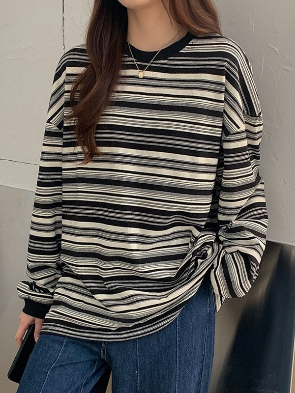 Vintage Round Neck Oversized Sweater with Stripes