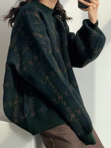 Green Vintage Knit Sweater with Plaid Pattern